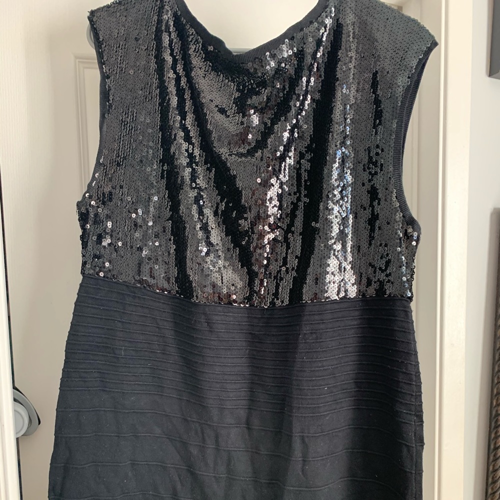 Black plus size sequins dress